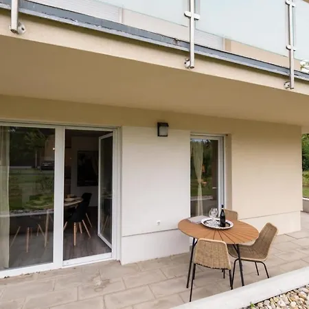 Kertkapcsolatos Nyaralo Viztol 80 Meterre * Siofok