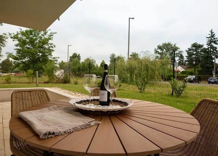 Apartment Kertkapcsolatos Nyaralo Viztol 80 Meterre